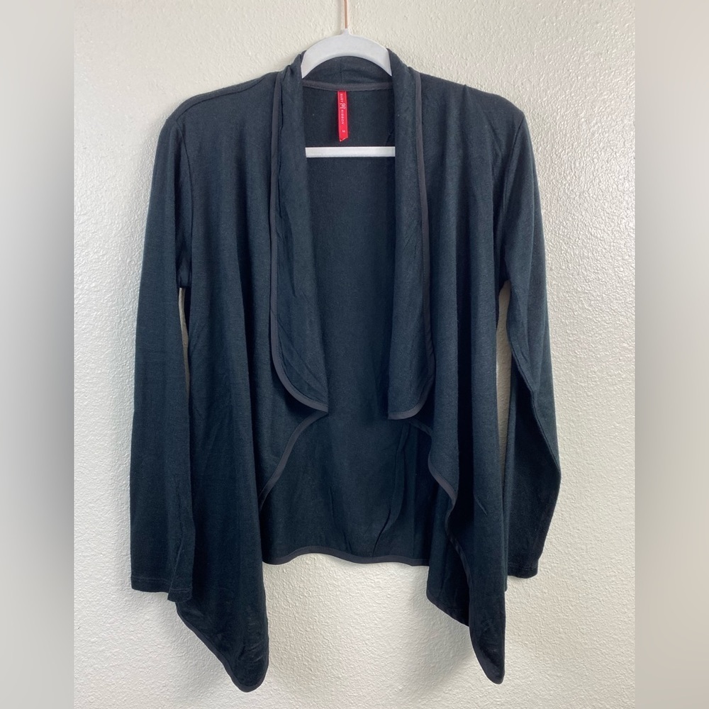 Ruby Ribbon Black Sweater Cardigan Women’s Medium Lightweight Open front Fall